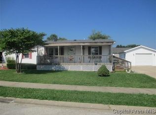 107 Woodfield Blvd, Jacksonville, IL 62650