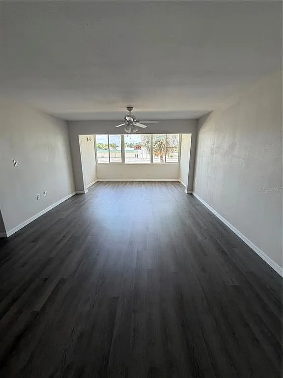 1 bed, 1.0 bath, 672 sqft, $1,250 — Photo 3