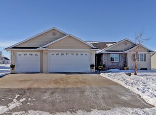 1255 Bens Way, Kaukauna, WI 54130