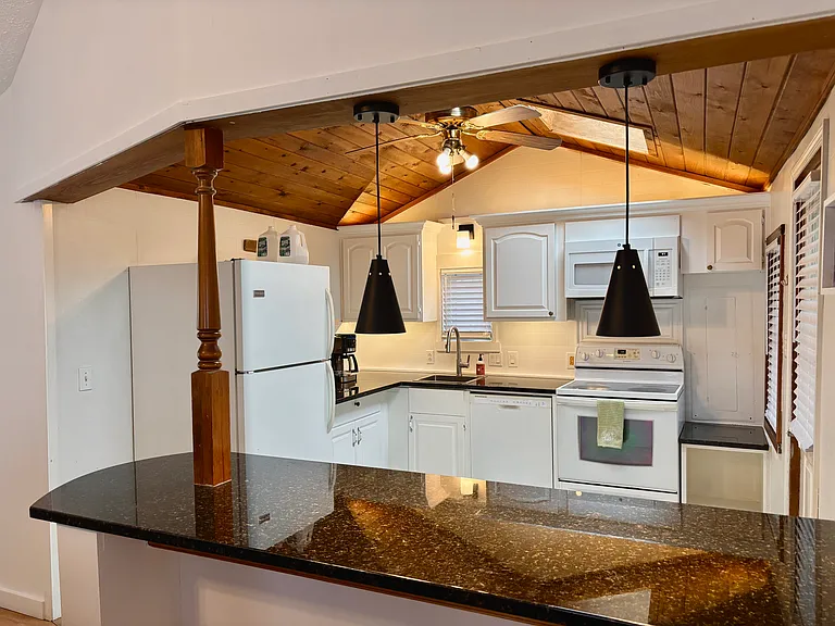 15 Lucille St #1 — Photo 9