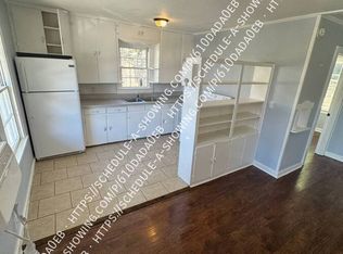 324 Hawthorne St #C-1, Hot Springs National Park, AR 71901