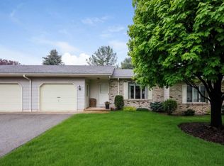 2879 Valley Spring Ln SE, Caledonia, MI 49316