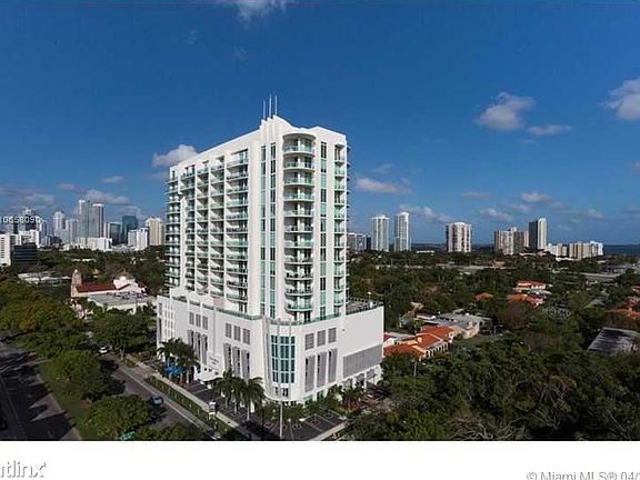 2525 SW 3rd Ave # PH-08 p1