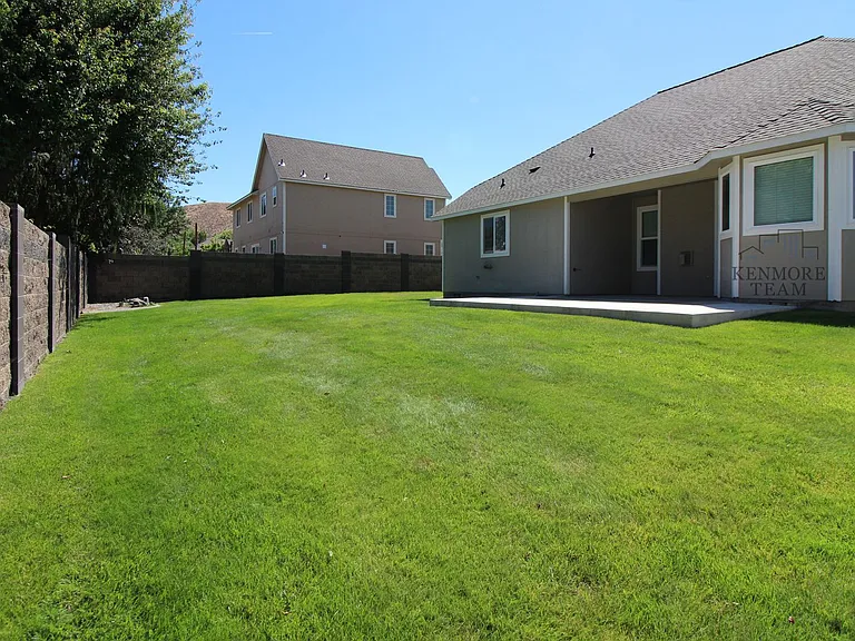 1776 Rowan Ct — Photo 25