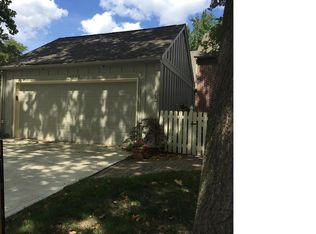 4302 W 112th Ter, Leawood, KS 66211