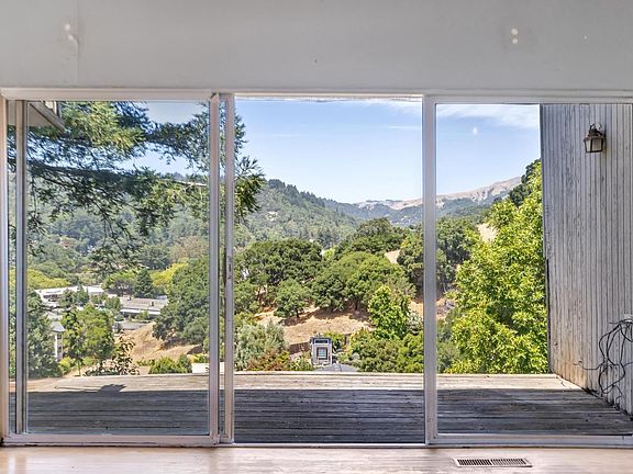 5th image of 85 Rocca Drive