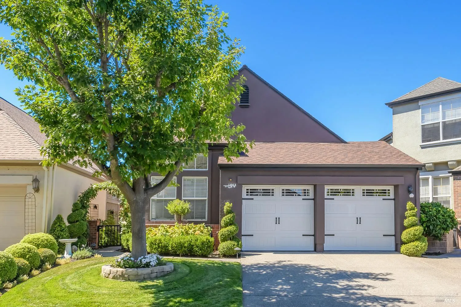 1863 Falcon Ridge Drive photo 1