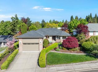 1541 Cypress Point Dr, Medford, OR