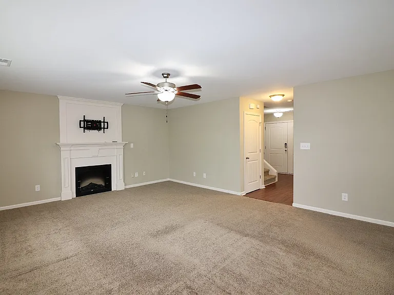 1804 Gentle Bend Way — Photo 6