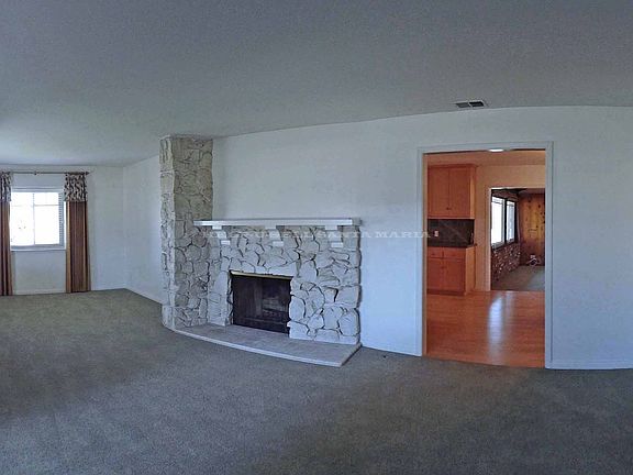 Living Room w/Fireplace