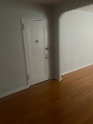 Rented by Chana Ofek, LREB | media 8