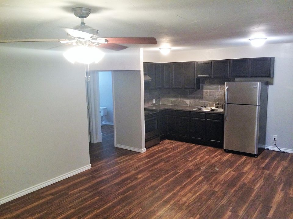 1st image of 1617 S Van Buren St APT 10