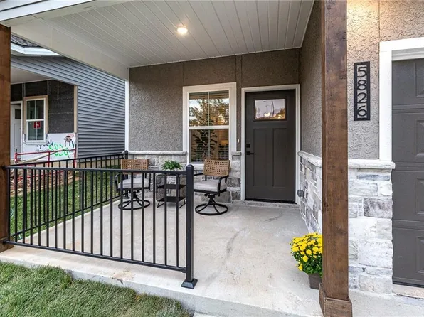 5830 Hunter Ct, Raytown, MO 64133