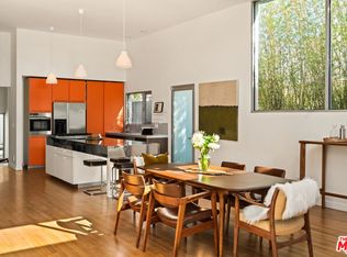 1076 Palms Blvd, Venice, CA 90291