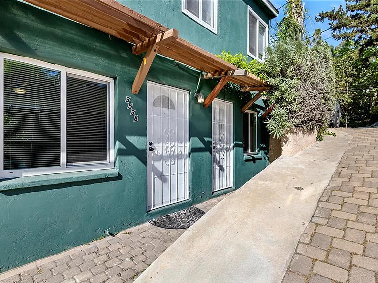 3538 Curlew St #40 — Photo 8