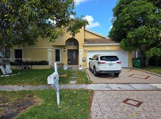 3260 Lucerne Way, Hollywood, FL 33025
