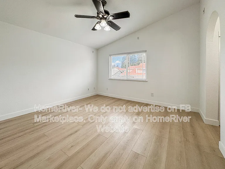 2162 Lejano Way — Photo 5