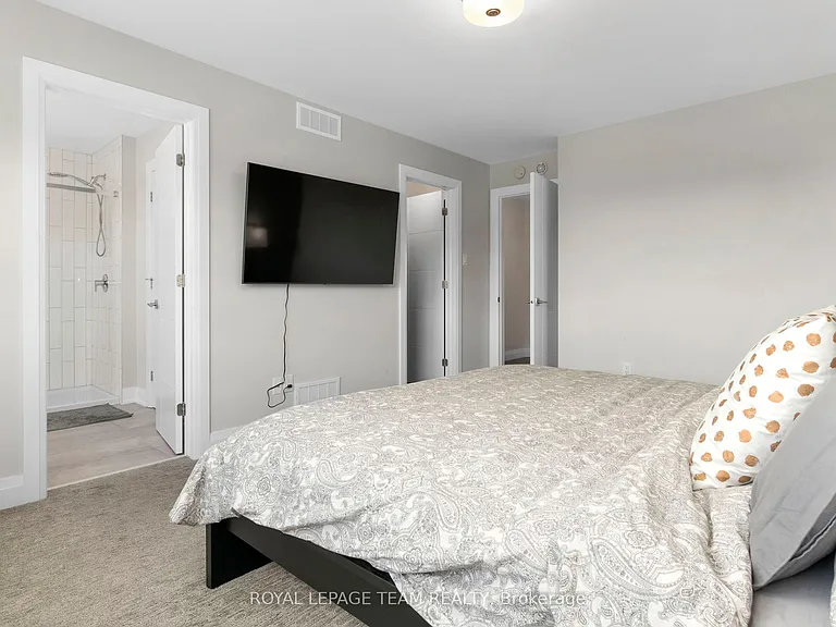 149 Argile St — Photo 16
