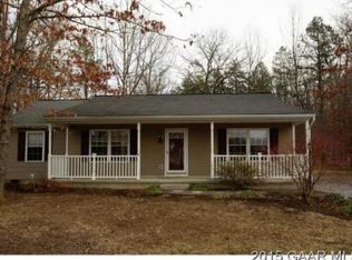 20 Auburn Ct, Stuarts Draft, VA 24477