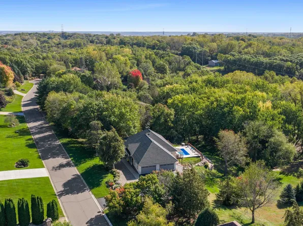 2324 99th St E, Inver Grove Heights, MN 55077