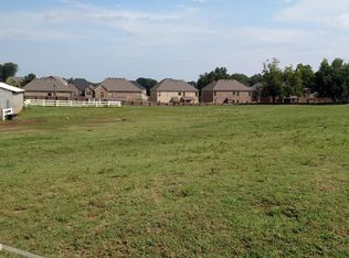 3520 N Bogan Rd, Buford, GA 30519