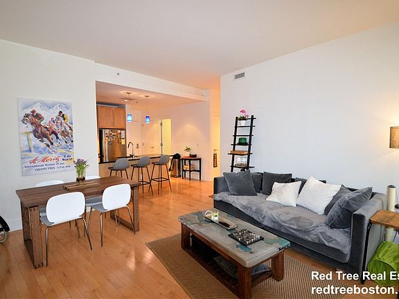 2nd image of 181 Essex St #302D