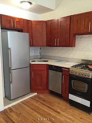 Rented by Town Residential | media 23