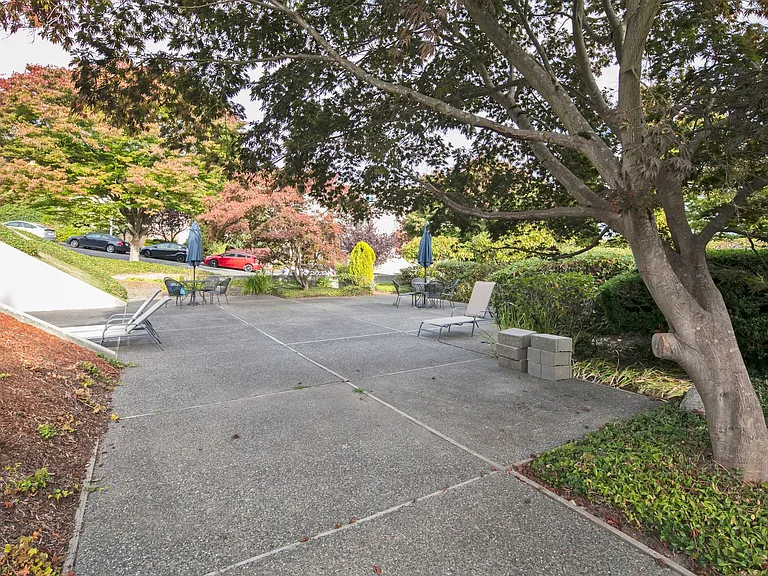 Marinwood — Photo 6