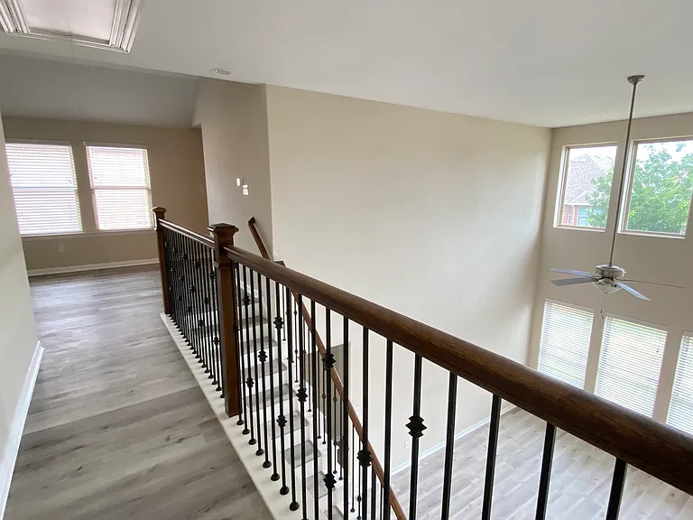 6224 Heron Dr — Photo 8