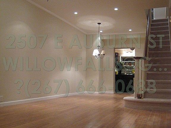 3rd image of 2507 E Auburn St