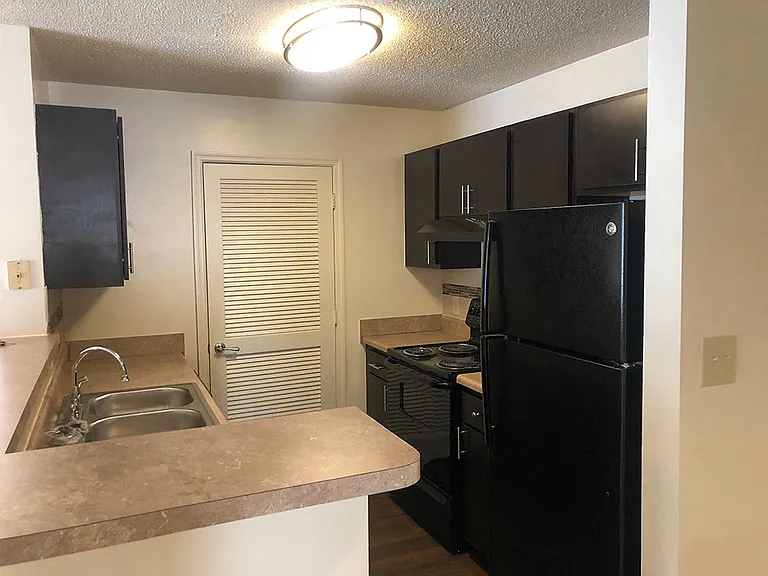 Wesley Place Apartments at Lawrenceville — Photo 141