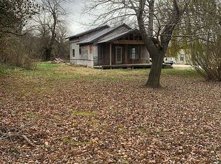 5712 N Graham Rd, Springdale, AR 72762