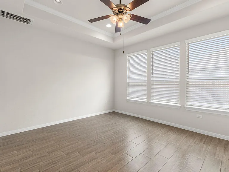 9802 Acero Dr — Photo 17