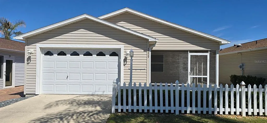 2 bed, 2.0 bath, 1188 sqft, $2,475 — Photo 1