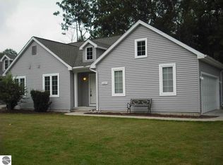 2845 Beech Tree Ln, Traverse City, MI 49686