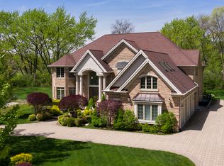 544 Pfingsten Rd, Northbrook, IL 60062