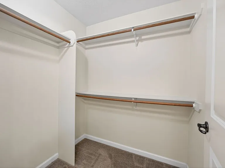 2533 Corona Ave #C — Photo 30