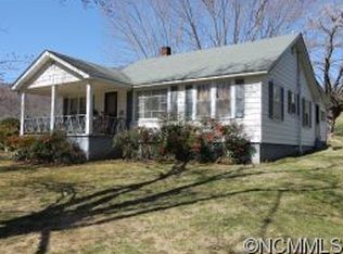 2166 Lake Logan Rd, Waynesville, NC 28786