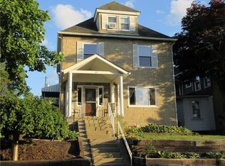 111 W Adams Ave, Vandergrift, PA 15690