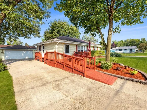 2546 E 25th St, Des Moines, IA 50317