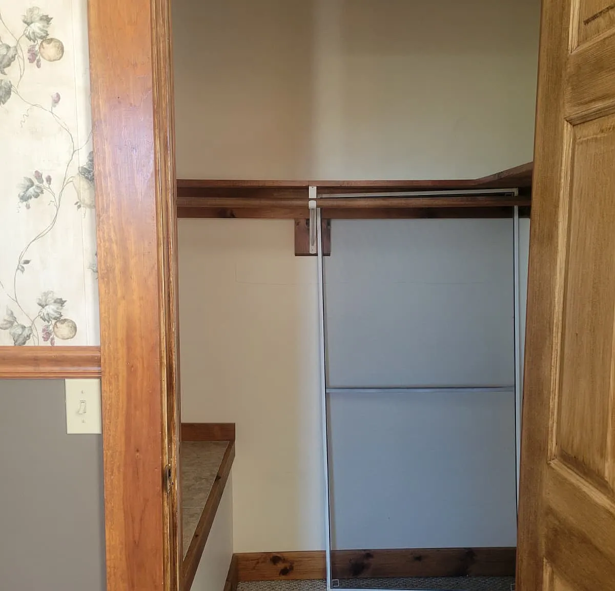 3 bed, 1.5 bath, 1200 sqft, $1,800 — Photo 4