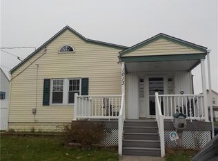 1013 Henry St, Rostraver Township, PA 15012