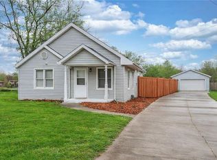 3025 Shrine Park Rd, Leavenworth, KS 66048