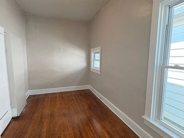3937 Woodhaven Dr — Photo 10
