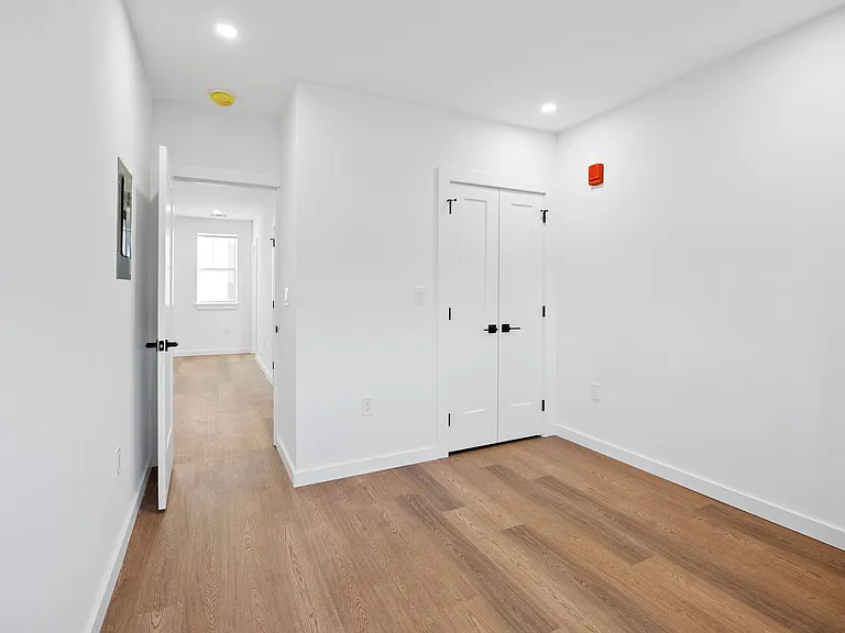 723 West Ave #3 — Photo 21