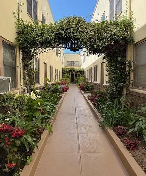 1628-1724 E Ocean Blvd #B-06 — Photo 11