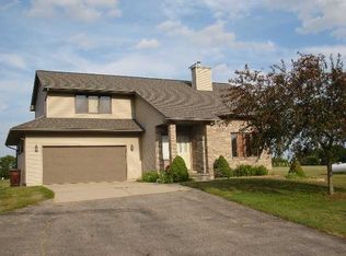 641 S Edgar Rd, Mason, MI 48854