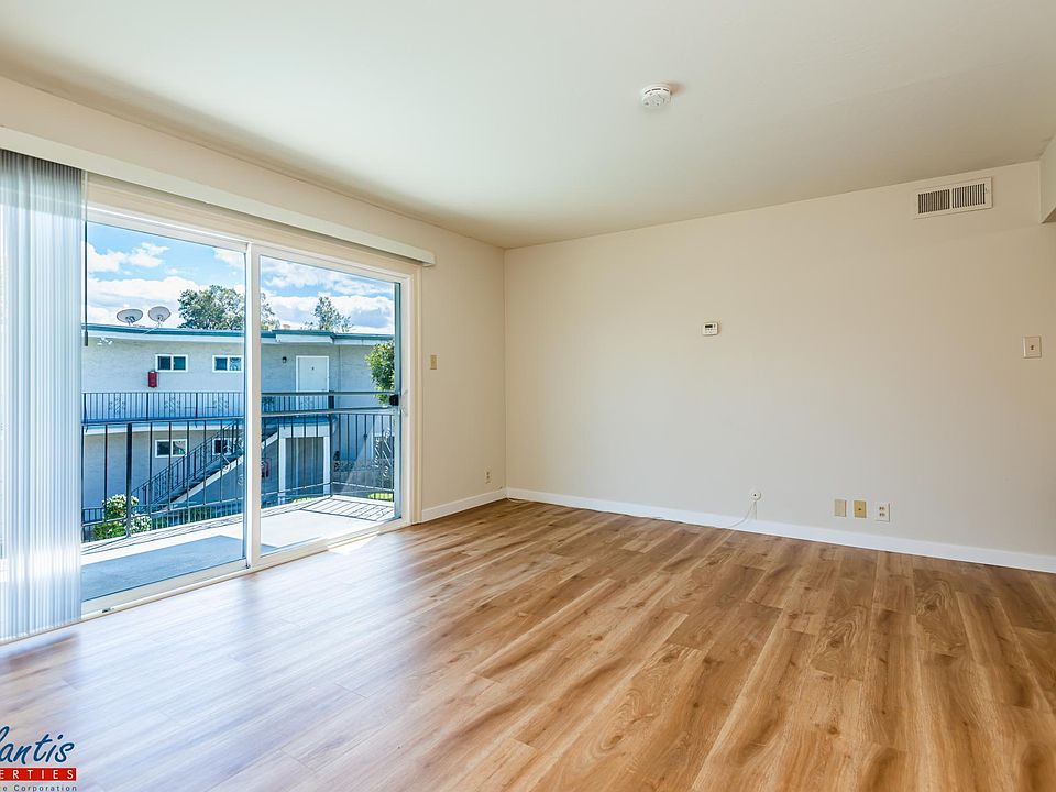 1st image of 642 Blythe Ct APT 18