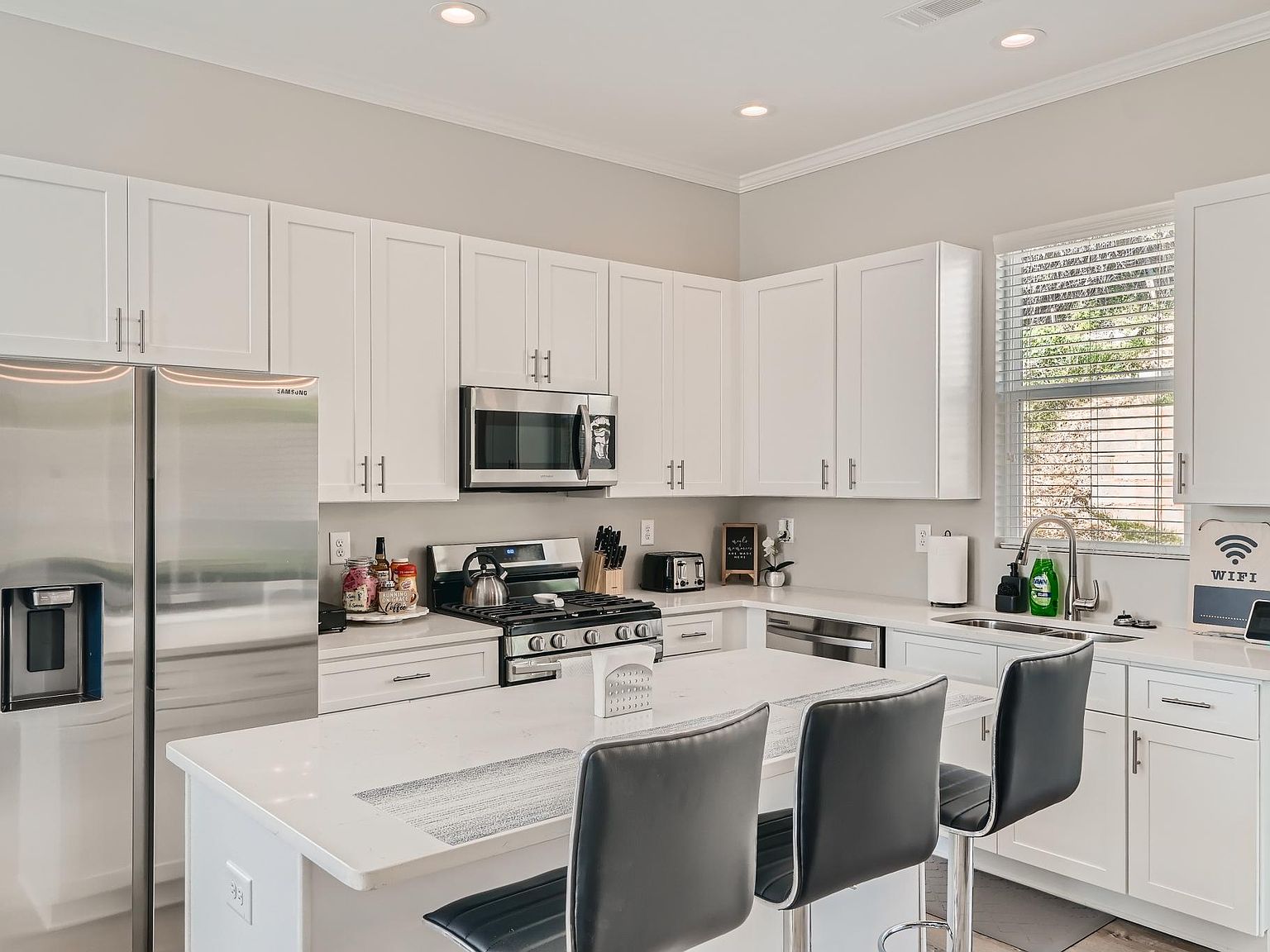 Atlanta, GA 30310