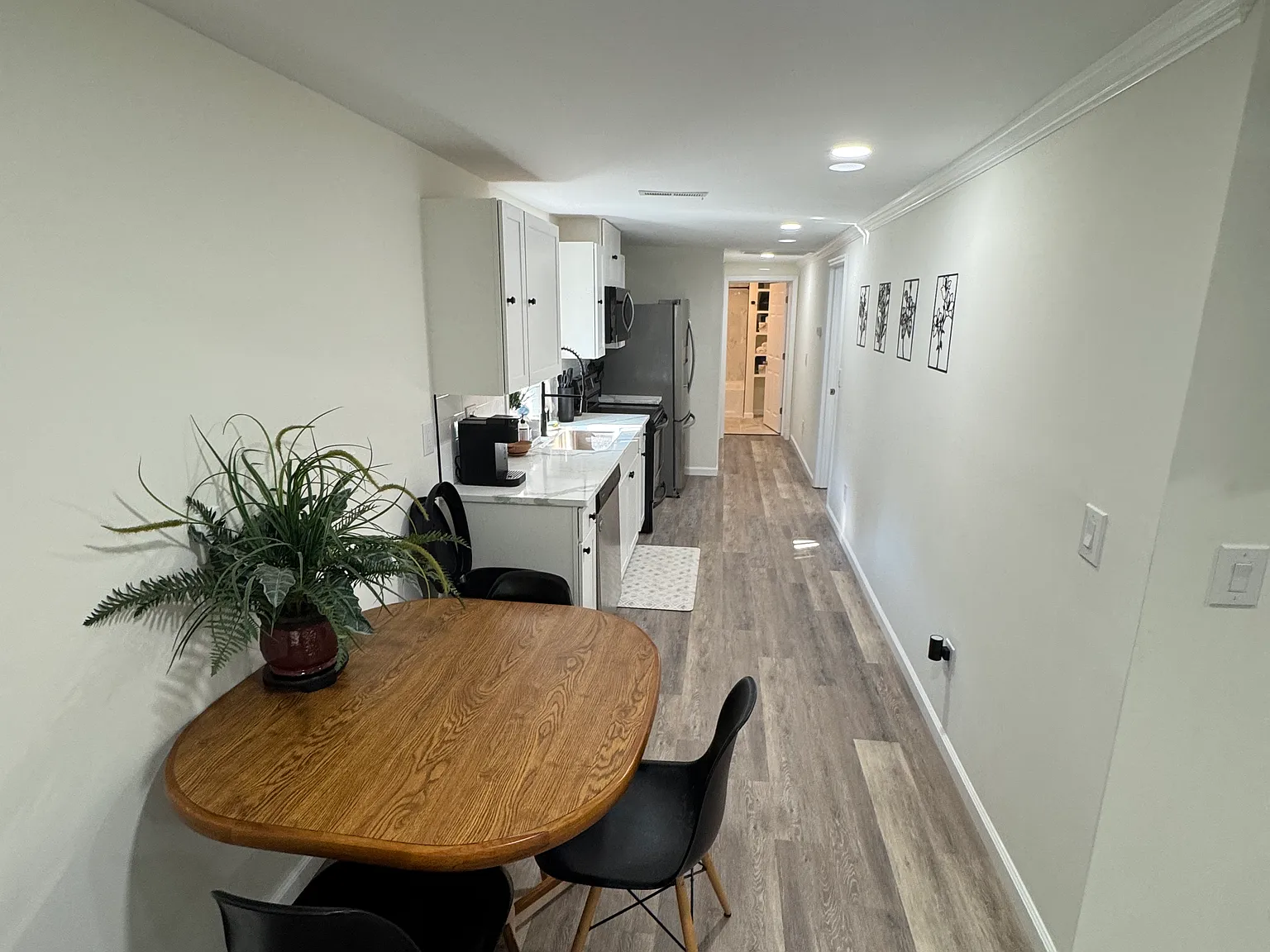 2 bed, $2,200 — Photo 3